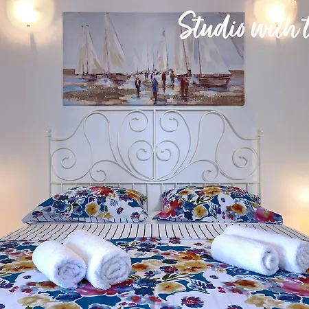 Studios Notte Sul Porto Rovinj Exterior photo
